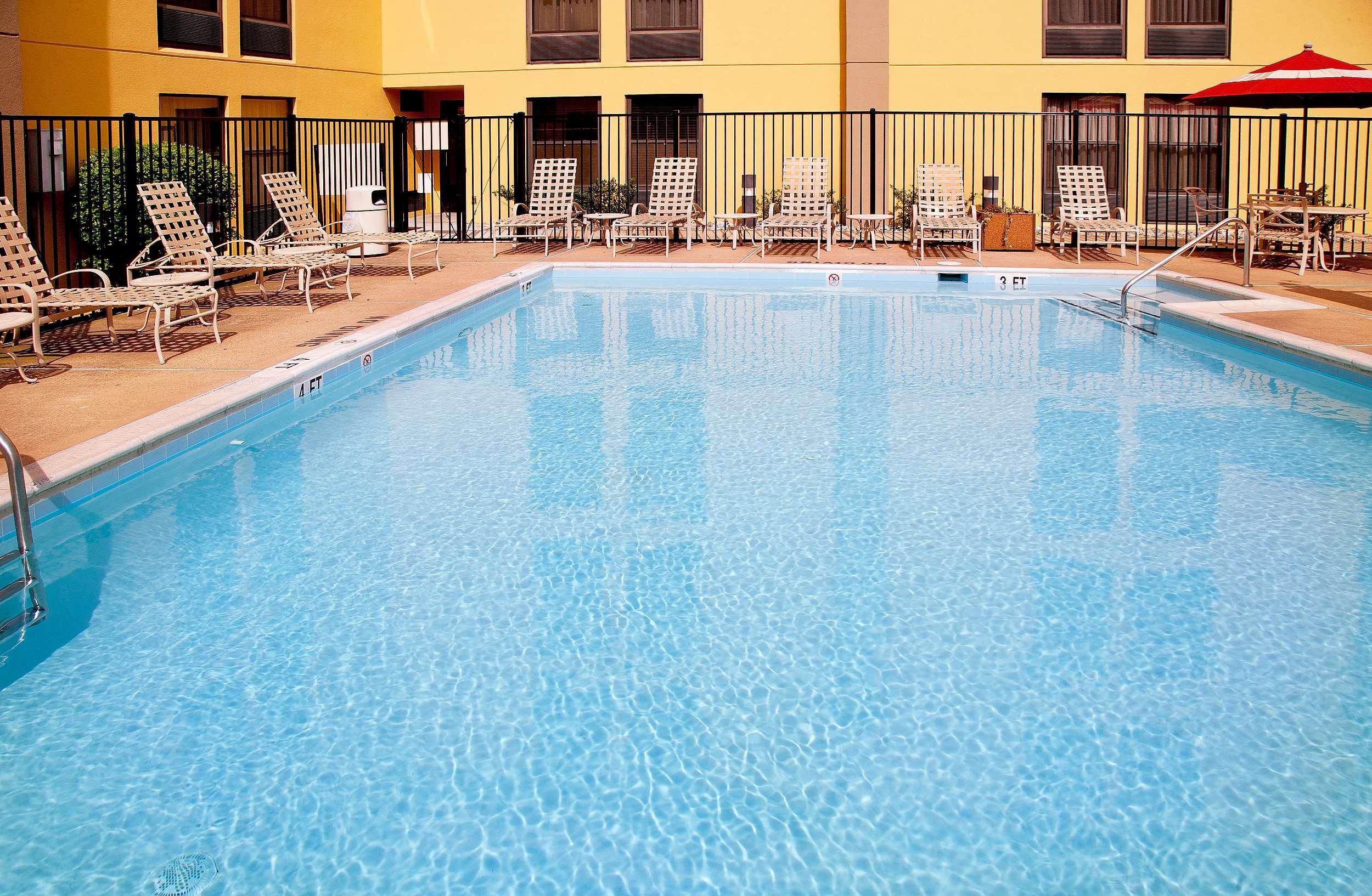 Hampton Inn Alexandria Exteriér fotografie