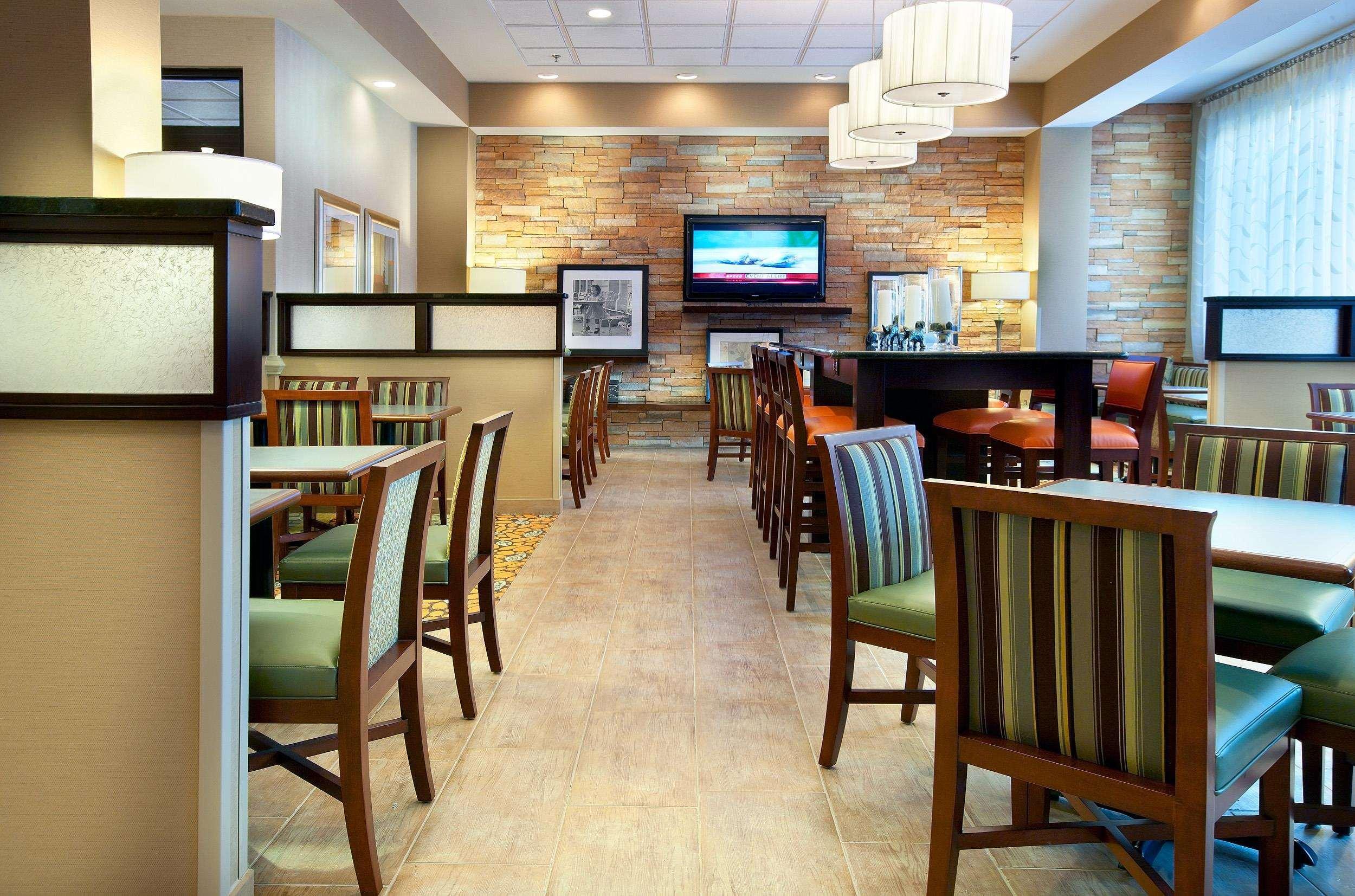 Hampton Inn Alexandria Exteriér fotografie